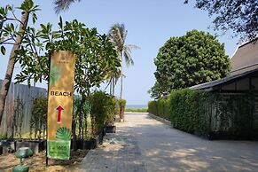 The Relaxing Room Pool Access at Rain Resort Condominium Cha Am- Hua H