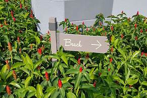 The Relaxing Room Pool Access at Rain Resort Condominium Cha Am- Hua H