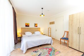 Hotel N16