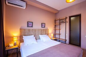 Hotel N16