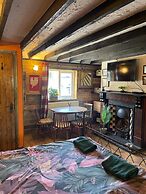 OYO Yarm Cottages