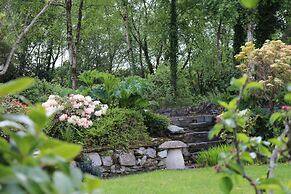 Five Oaks Bed & Breakfast