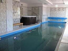 Hotel Rytwiany Nowy Dworek