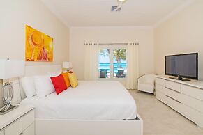 Sprat Bay Luxury Villa