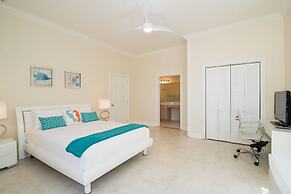 Sprat Bay Luxury Villa