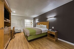 Studio 6 Plano, TX