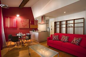 Verona For Rent Red Theater