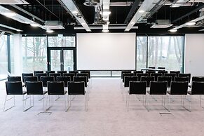 Village Hotel Portsmouth