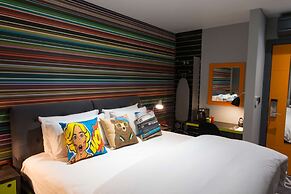 Village Hotel Portsmouth