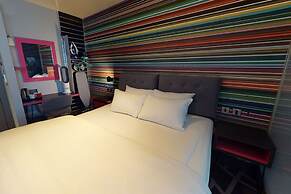 Village Hotel Portsmouth