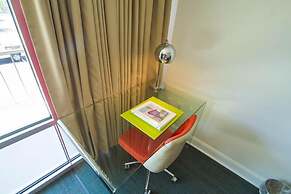 Mother Earth Motor Lodge