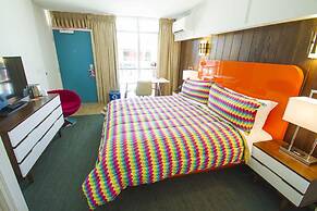 Mother Earth Motor Lodge