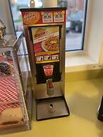 Mother Earth Motor Lodge