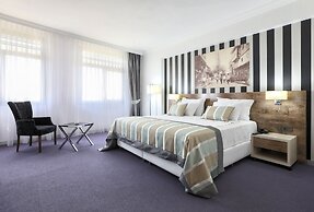 Ramada Hotel & Suites by Wyndham Edirne