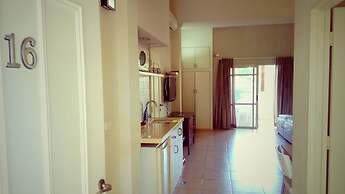 Kibbutz Tiratzvi - Country Lodging