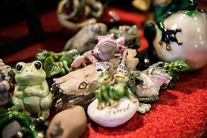 The Pickled Frog - Hostel