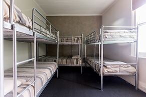 The Pickled Frog - Hostel