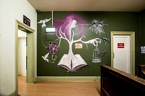 The Pickled Frog - Hostel