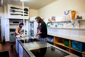 The Pickled Frog - Hostel