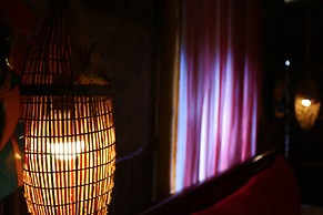 Under the coconut tree - Hostel