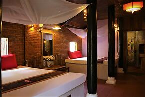 Under the coconut tree - Hostel