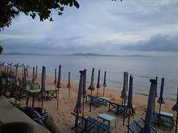 The Relaxing Room Sea View at Lumpini Park Beach Jomtien Condominium P