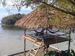 Birdland Beach Club
