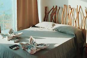 Birdland Beach Club