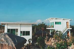 Birdland Beach Club