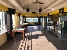 Birdland Beach Club