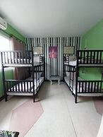 Baan Nampetch Hostel