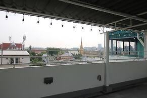 Baan Nampetch Hostel