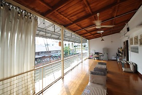 Baan Nampetch Hostel