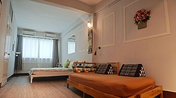 Baan Nampetch Hostel