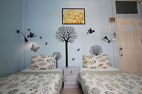 Baan Nampetch Hostel