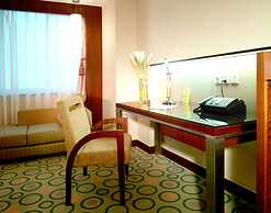 Luxemon Xinjiang Hongfu Hotel