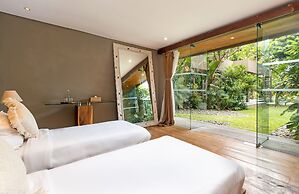 Villa Yoga by Villa Finder