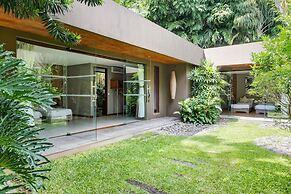 Villa Yoga by Villa Finder