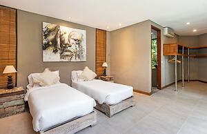 Villa Yoga by Villa Finder