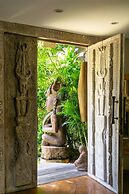 Villa Yoga by Villa Finder