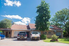 River-Ridge Guest House