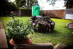 River-Ridge Guest House