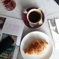 Brava Suites by ZIA Surabaya