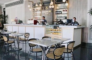 Brava Suites by ZIA Surabaya