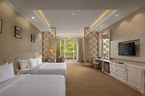 The Golden Crown Hotel