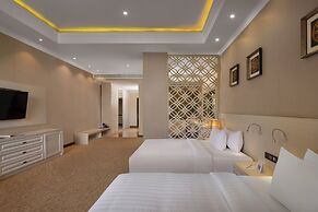 The Golden Crown Hotel