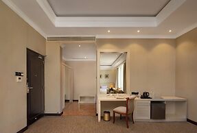 The Golden Crown Hotel