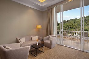 The Golden Crown Hotel