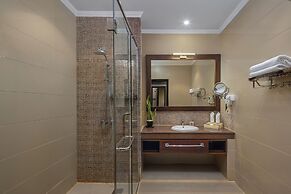 The Golden Crown Hotel