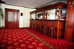Hotel Golden House
